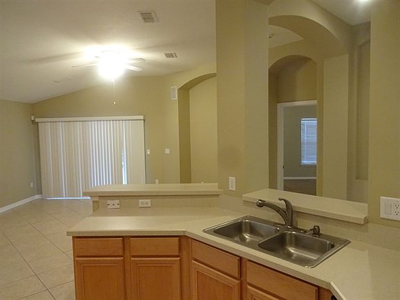 3rd image of 1509 Austin Ln