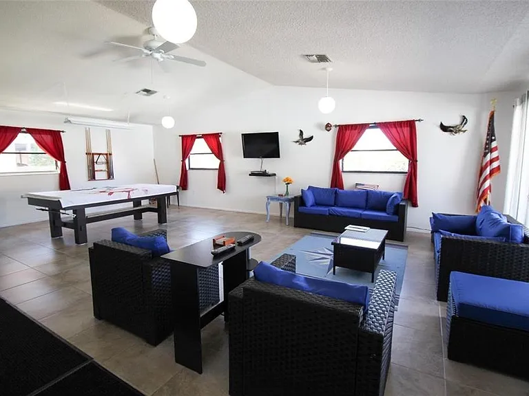 9981 Eagles Point Cir #4 — Photo 23