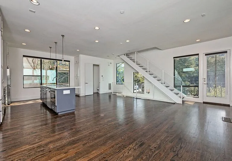 2522 N Henderson Ave #3 — Photo 12