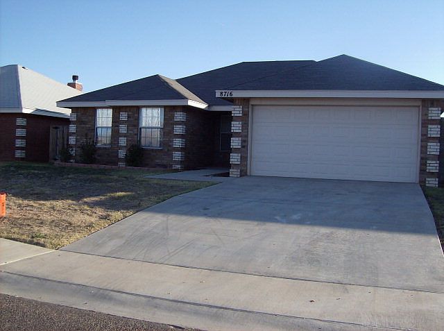 1st image of 8716 Rainbow Dr