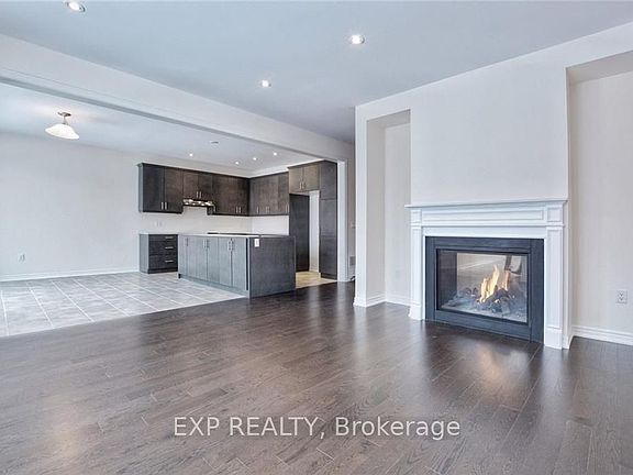 3rd image of 39 Morrison Dr