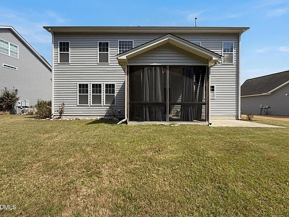 5th image of 4097 Weavers Pond Dr