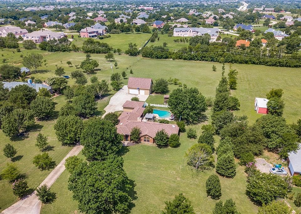 1st image of 81 Secretariat Ln