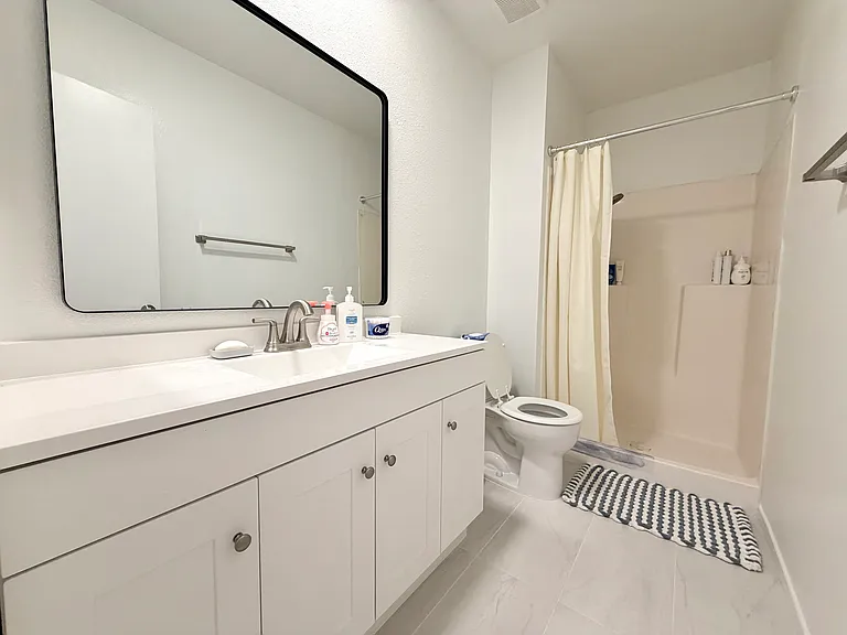 2450 E Del Mar Blvd #36 — Photo 14
