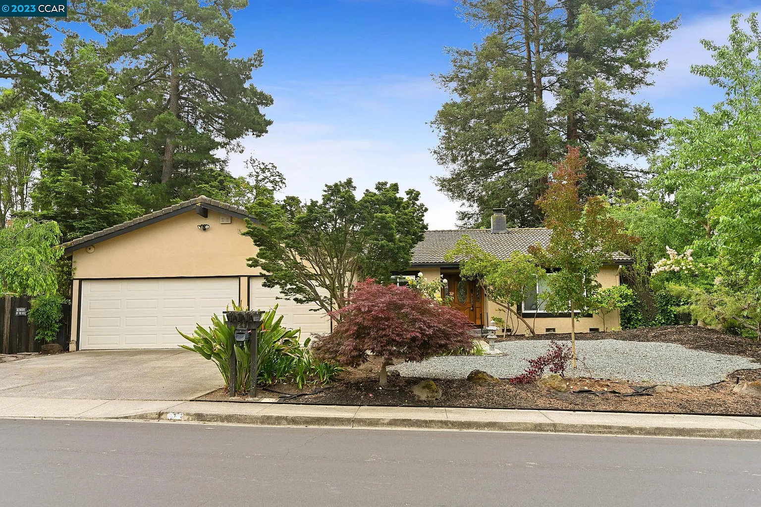 241 Saint Christopher Dr photo 1