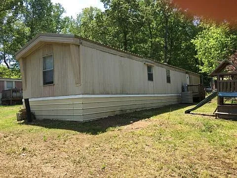 116 S Shore Dr — Photo 3