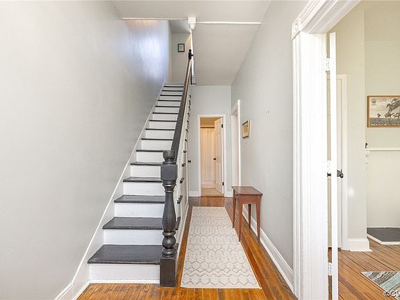 4th image of 1502 N 23rd St