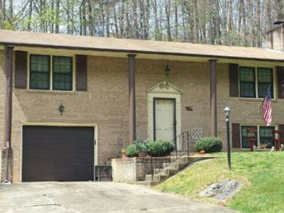 210 Autumn Dr, Collinsville, VA, 24078