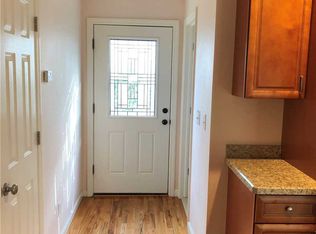 182 W 15th St, Deer Park, NY 11729