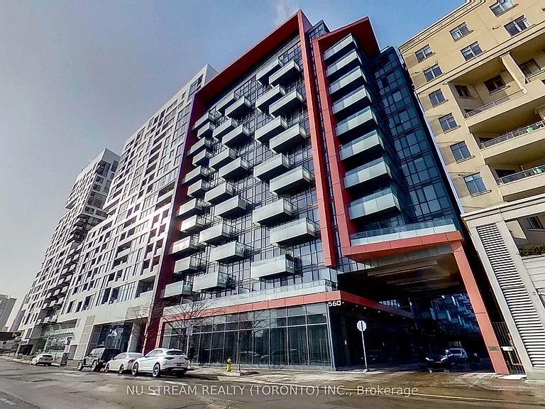 560 Front St W #829 — Photo 1