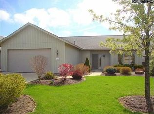 33151 Wren Haven Cir, North Ridgeville, OH 44039