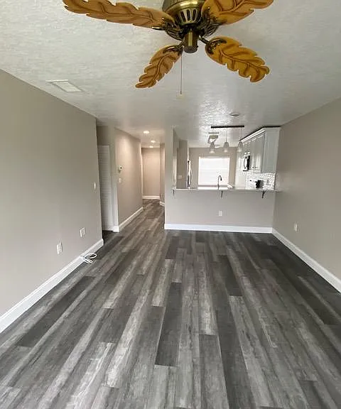 living room looking to kitchen