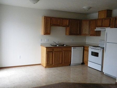 3rd image of 1117 N Western Ave APT B