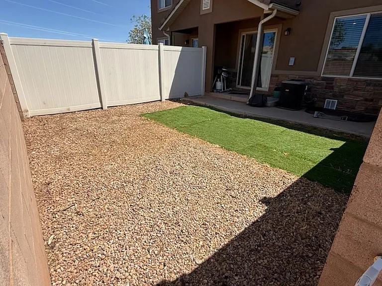 1000 E Bluff View Dr #67 — Photo 5
