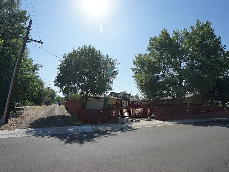 301 Berwick Ave — Photo 4