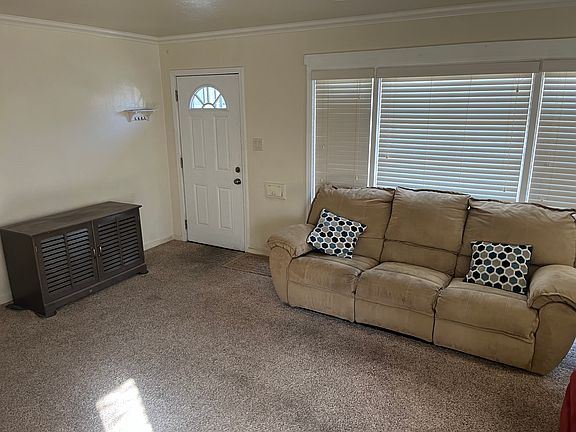 4th image of 154 Clover St