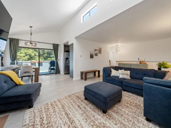 230 Apollo #1, Hercules, CA 94547