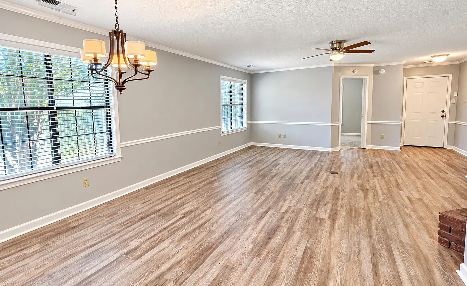 3 bed, 2.0 bath, 1591 sqft, $2,250 — Photo 4