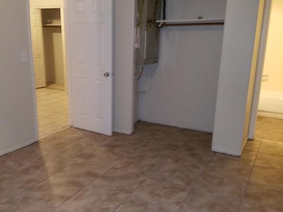 3rd image of 3071 Park Ln APT A