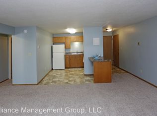 504 30th Ave N #8, Fargo, ND 58102