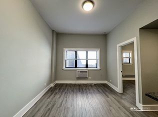 1435 N Dearborn St #B4, Chicago, IL 60610
