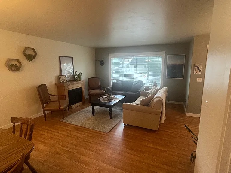 41 Stratford Dr — Photo 6