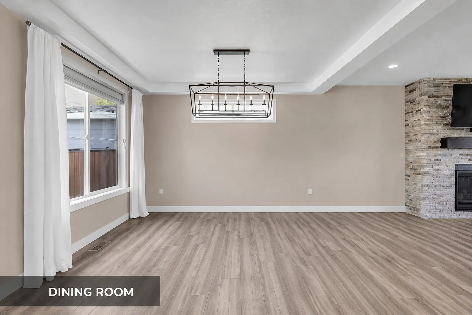 5 bed, 3.5 bath, 3225 sqft, $4,950 — Photo 4
