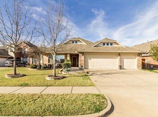 2319 Armstrong Rd, Grand Prairie, TX 75052