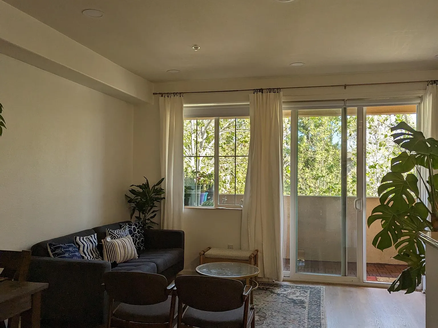 2 bed, 2.5 bath, 1192 sqft, $3,500 — Photo 3