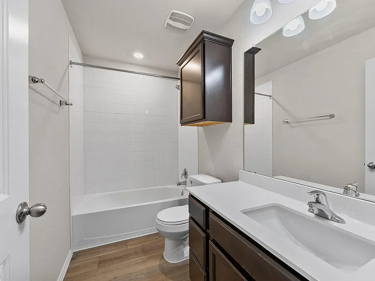 144 Onna St — Photo 8