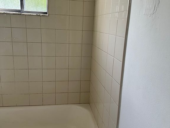 5th image of 8600 SW 133rd Avenue Rd APT 206