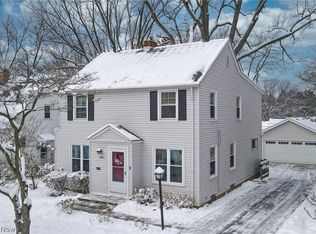 1586 Laclede Rd, South Euclid, OH 44121