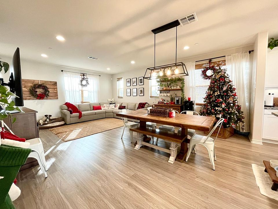 1st image of 14760 Palmera Ct