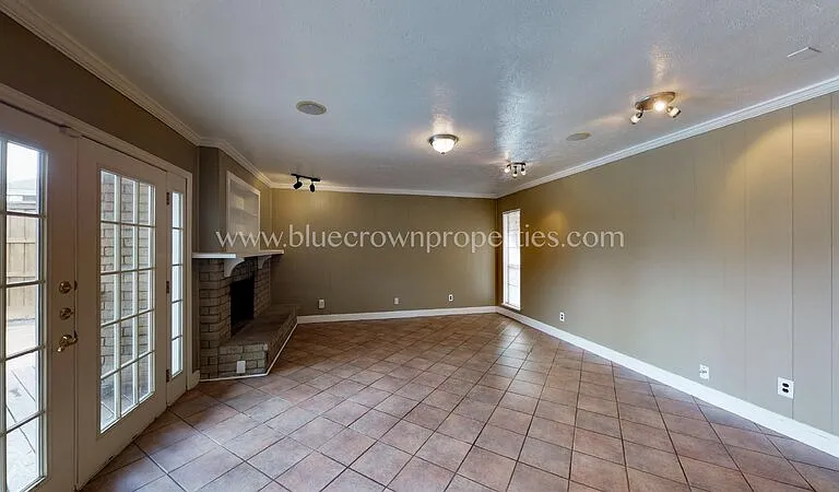 10239 Catalpa Rd — Photo 13