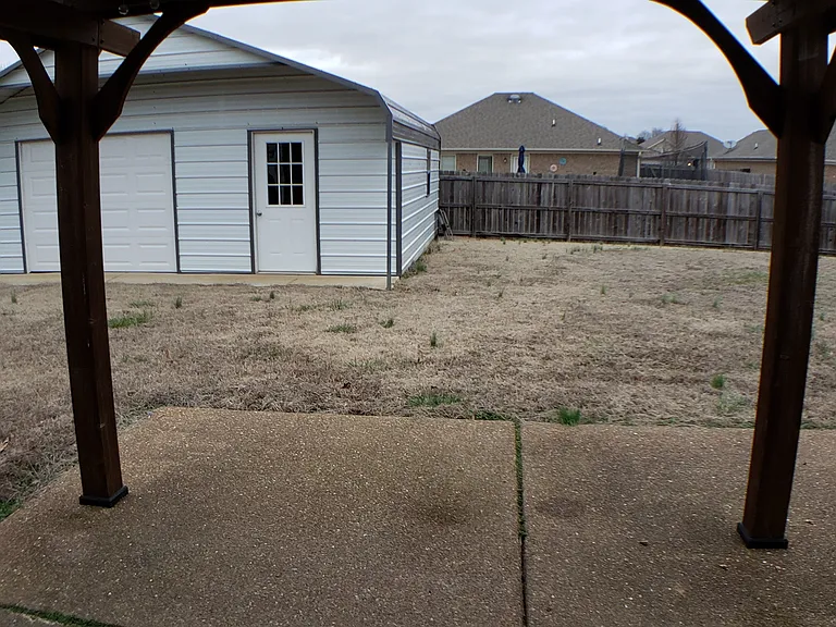 127 London Cv — Photo 13