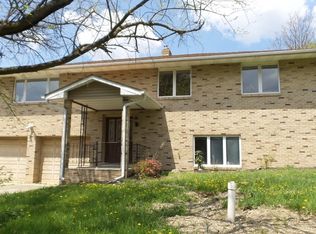 52 Sunset Inn Rd, Lafayette, NJ 07848