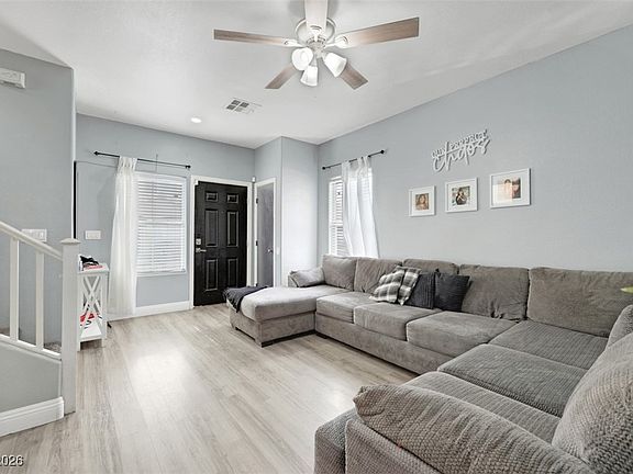 4th image of 6788 Mahogany Meadows Ave
