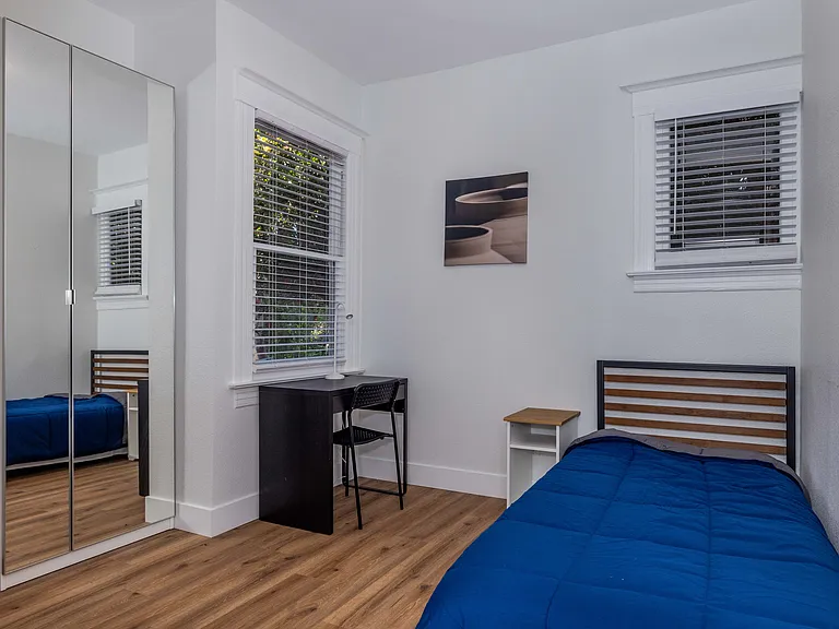 2382 Derby St #1-6 — Photo 16