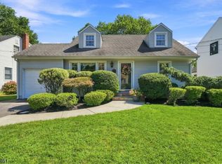 17 Middle Ave, Summit City, NJ 07901
