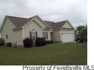 121 Maltese Dr, Raeford, NC 28376