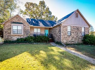 14219 High Point Dr, Little Rock, AR 72211