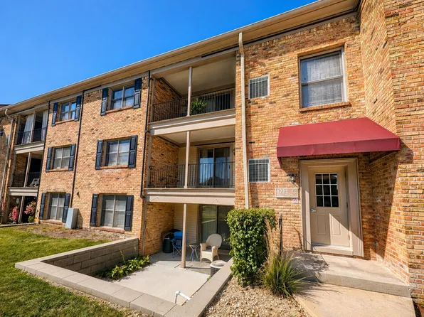 1724 Fayette Walk APT F, Hoffman Estates, IL 60169