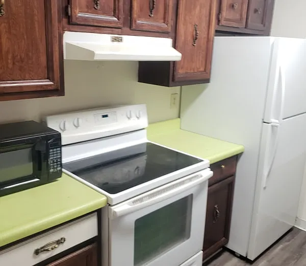 2 bed, 800 sqft, $1,400 — Photo 4