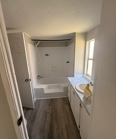 85 County Road 7717 — Photo 3