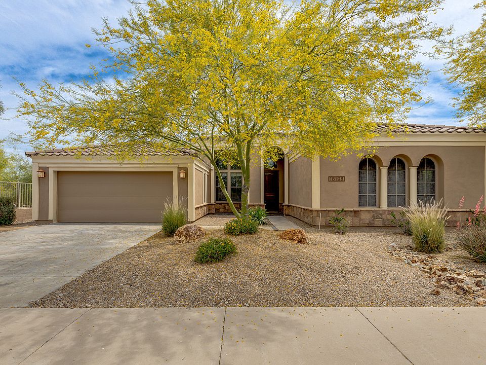 1st image of 18198 W Las Cruces Dr
