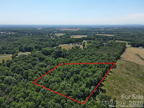3rd image of 165 Alexander Farm Rd