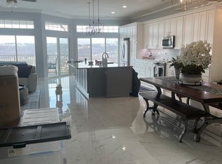 360 Riverbend Dr, Ludlow, KY
