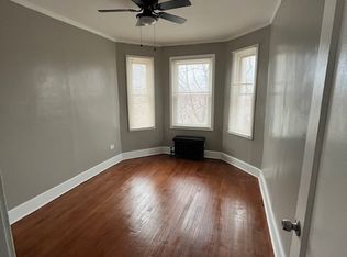 8213 S Ada St APT 3, Chicago, IL 60620
