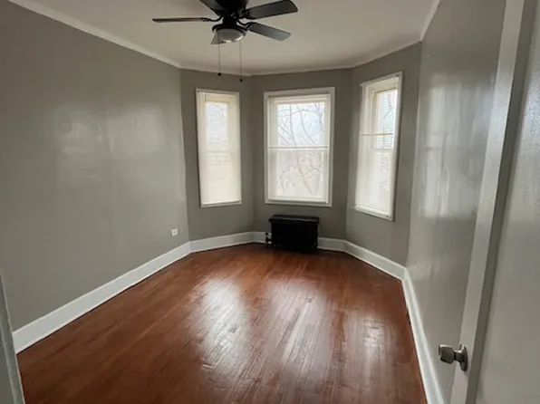 8213 S Ada St APT 3, Chicago, IL 60620