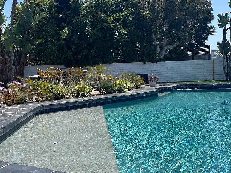 8502 Sandy Hook Dr — Photo 36